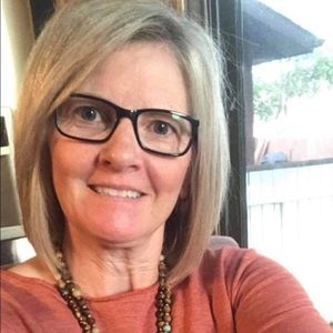 Meet your Posher, Dodi